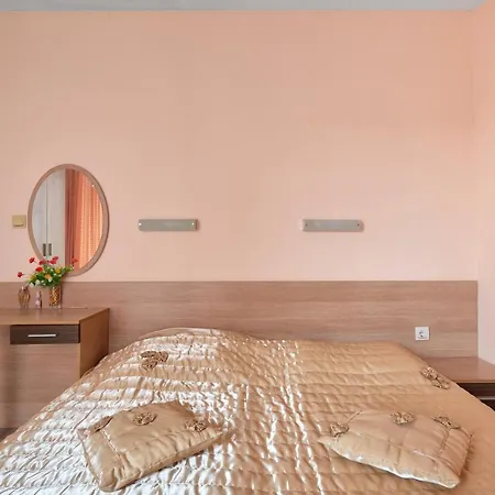 Апартамент ~ Waves ~ 1bd Flat By The Sea *