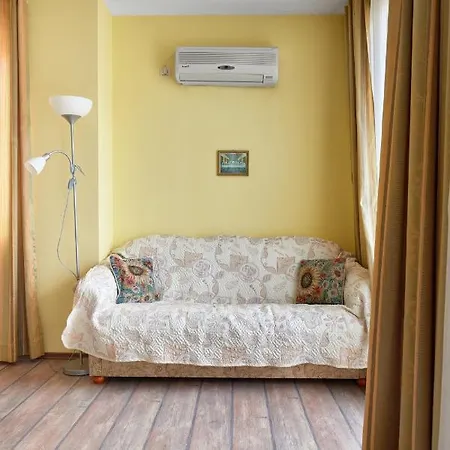 Апартамент ~ Waves ~ 1bd Flat By The Sea Равда